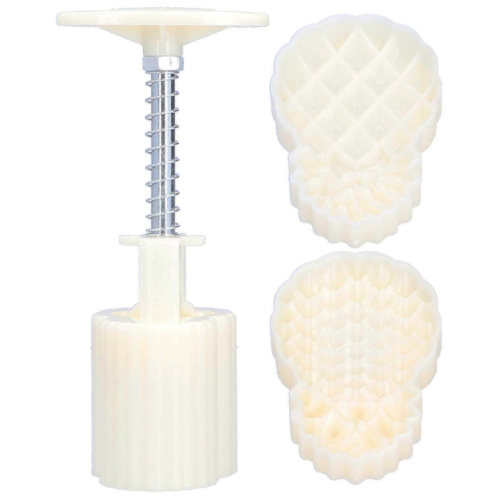 DIY Pineapple-Shaped Cake Mold with 2 Stamps for Dessert Making