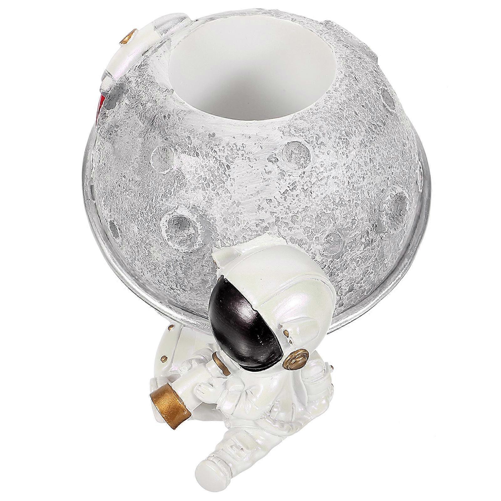 Office Desk Supply Astronaut Craft Pen Container Resin Material 1Pc