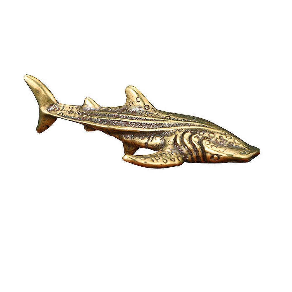Small Shark Statue Brass Adornment Desktop Accessory Golden 5.3x3.3x1.8cm Simple and Delicate Office Home Decor 1Set