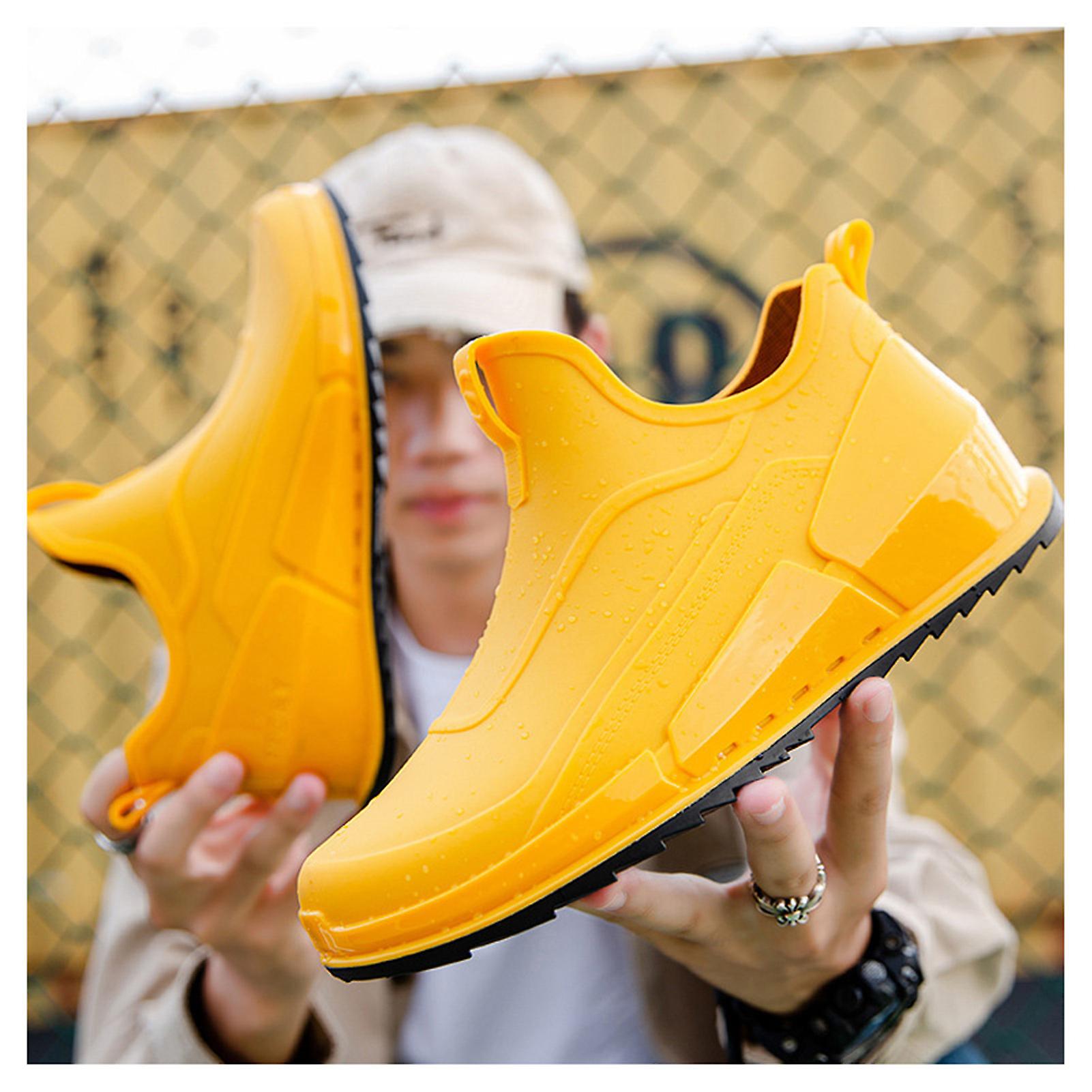أحذية خارجية مقاومة للمطر قابلة لإعادة الاستخدام قابلة للغسل سهلة التنظيف لفناء حديقة المنزل أحذية المطر السميكة المضادة للانزلاق المضادة للماء