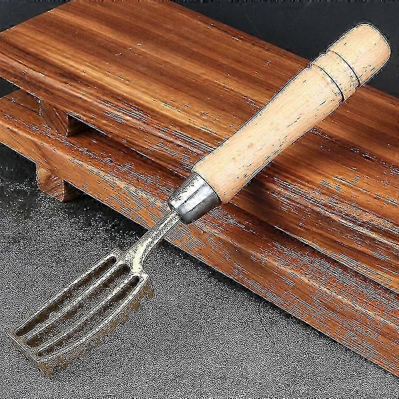 Fish Scale Remover with Wooden Handle, Japanese Design for Easy Descaling (1pc, Gold)