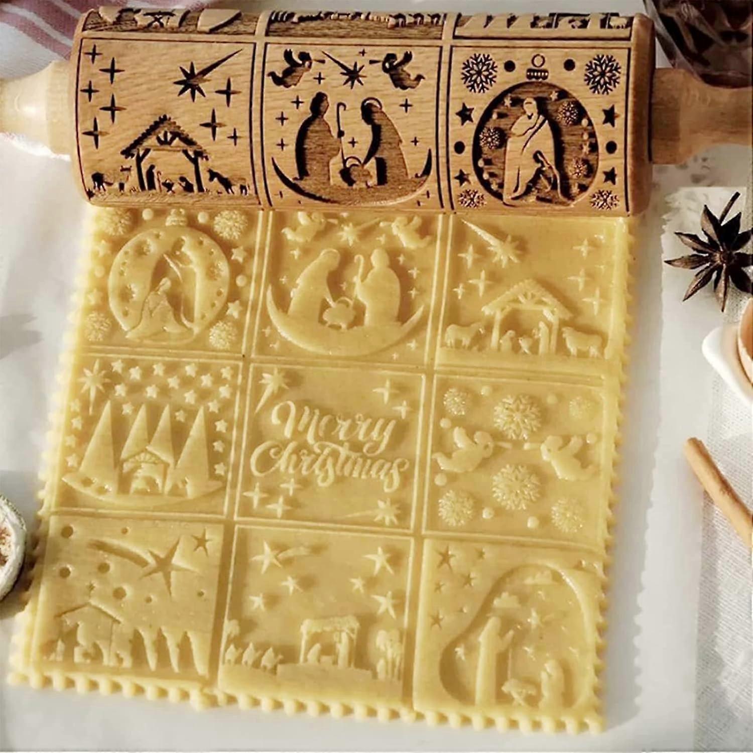 Wooden Rolling Pins for Christmas, 3D Wooden Rolling Pin, with 9 Different Scenes for Baking Embossed Cookies, Engraved Rolling Pins for Baking (1PCS)