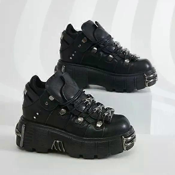 Punk Tarzı Kadın Motosiklet Botları Kadın Platform Deri Botlar Erkekler Gotik Ayak Bileği Rock Botları 2024 Yeni Metal Dekor Bağcıklı Ayakkabılar