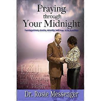 Praying Through Your Midnight - Rosie Messenger - Paperback - en Book