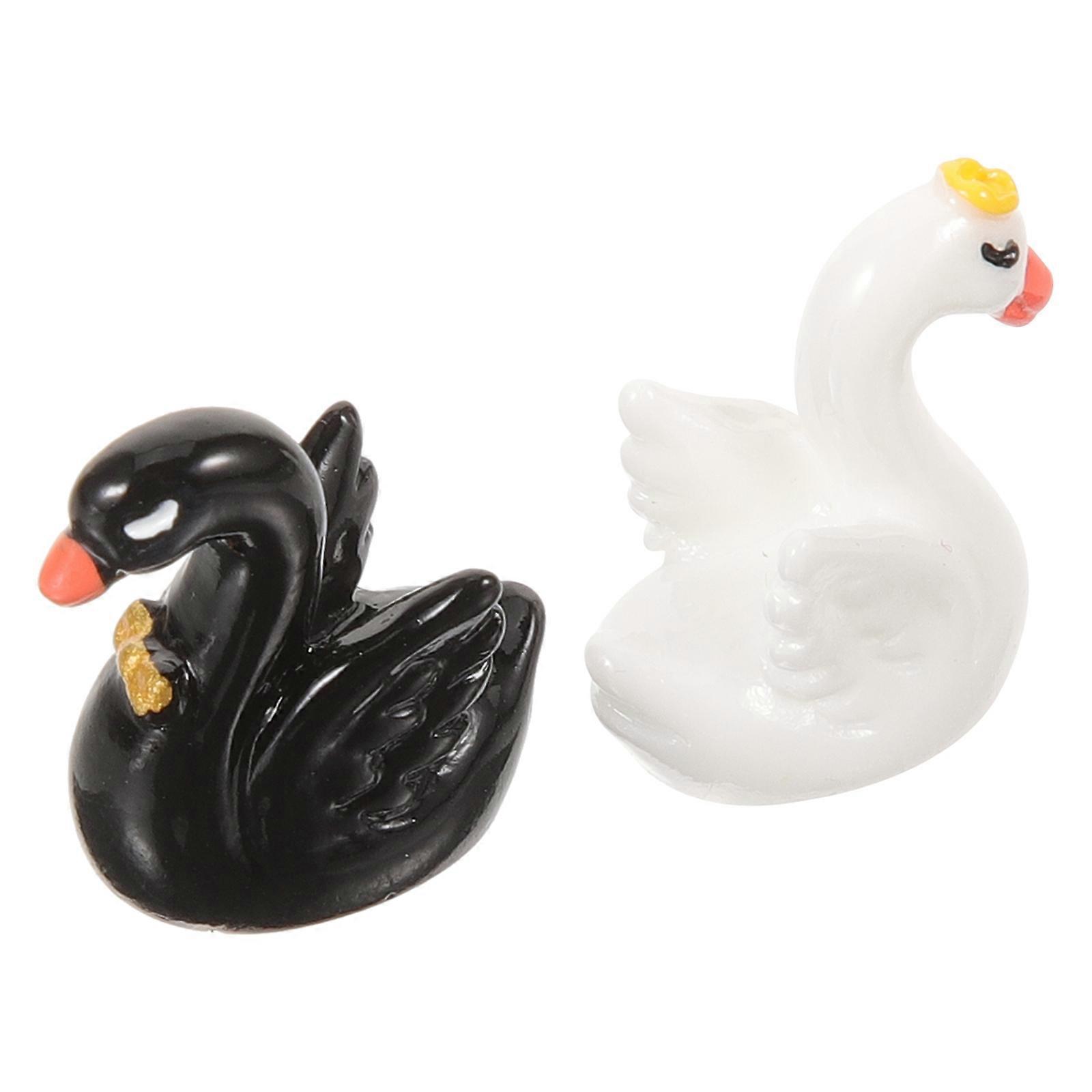 2個のミニ白鳥樹脂彫像ブラックホワイトフィギュアドールハウス装飾ミニガーデン水族館盆栽アクセサリー屋内クラフトオーナメント