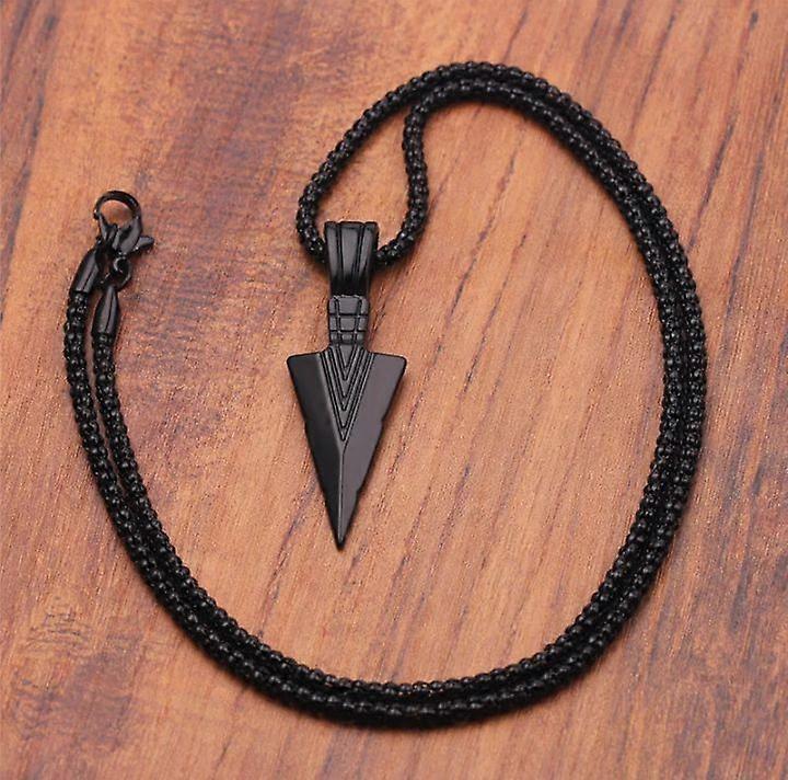 Male Necklace with Arrow Pendent