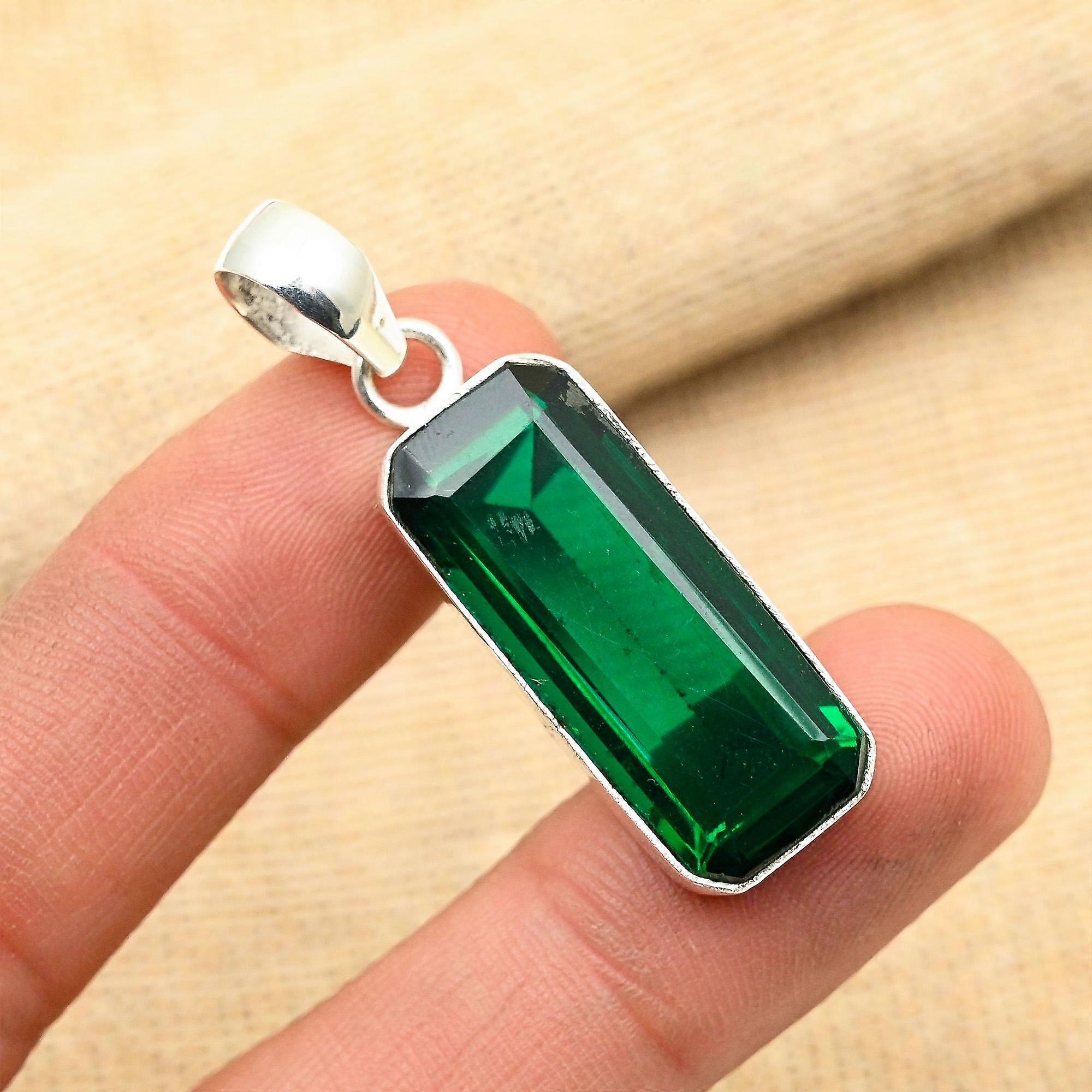 Ciondolo in argento sterling 925 fatto a mano con pietra preziosa di diopside di cromo per donna