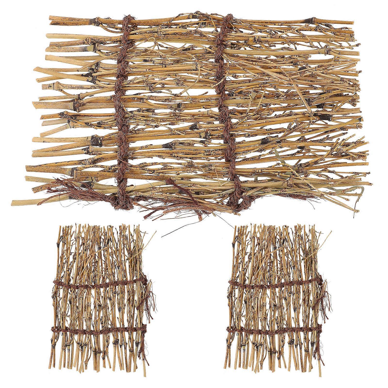 Functional Bamboo Fence Decor, Enhancing Restaurant and Hotel Aesthetics