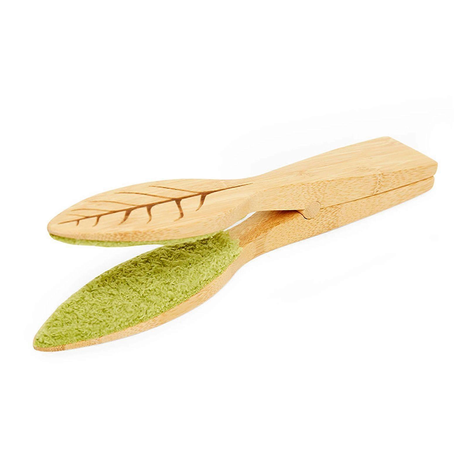 Leaf Cleaner Clips with Magnets Natural Pinewood Leaf-Shaped Tongs Double Brush Head Long Handle Leaf Cleaner Tool