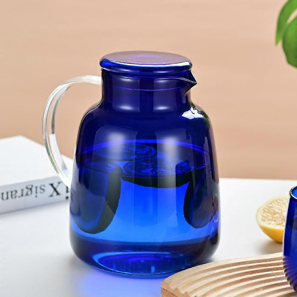 Karaffe, Glaskaraffe, Glaskrug mit Deckel, transparentes Glas