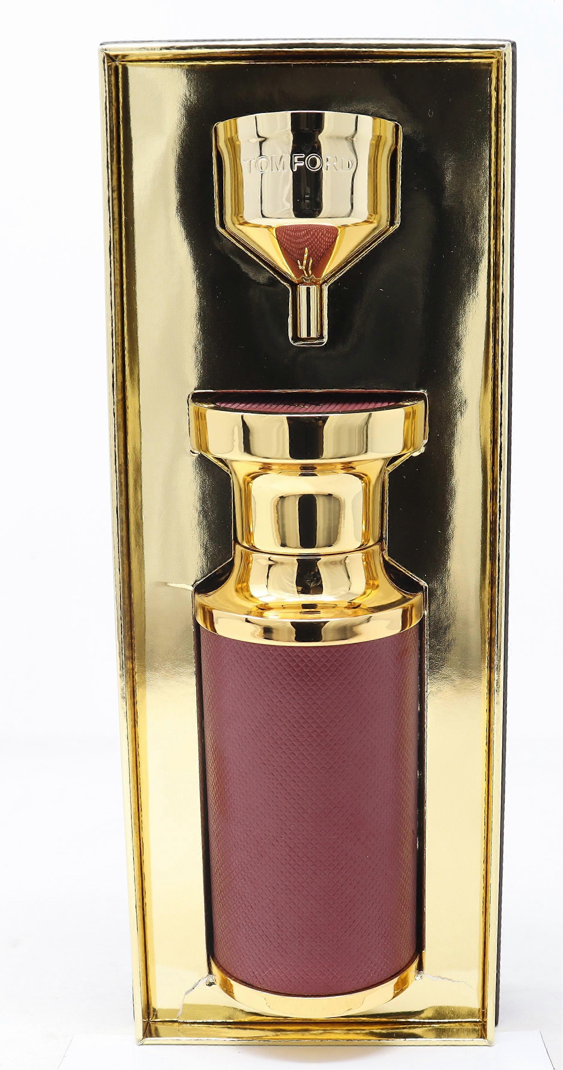 Tom Ford Private Blend Refillable Atomizer Red   (FOR 50ML)