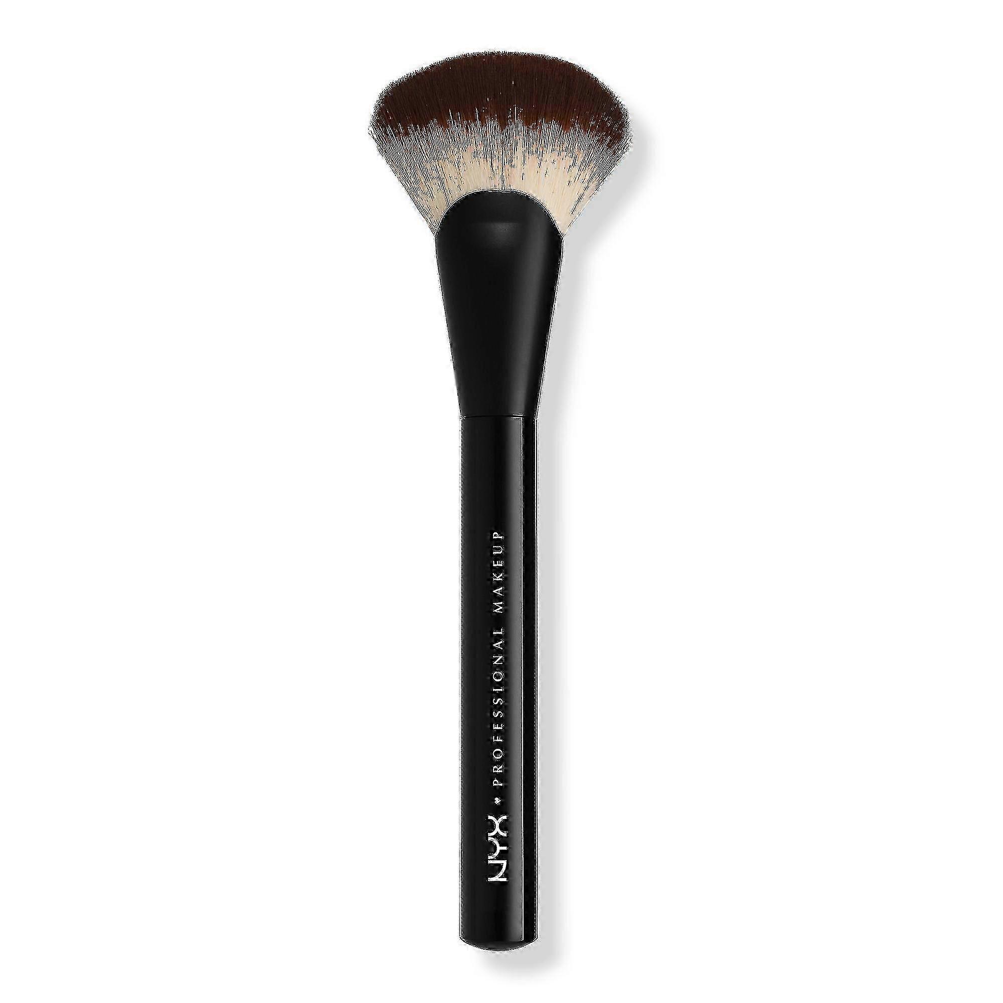 Nyx Professional Makeup Pro Fan Multipurpose Powder Brush