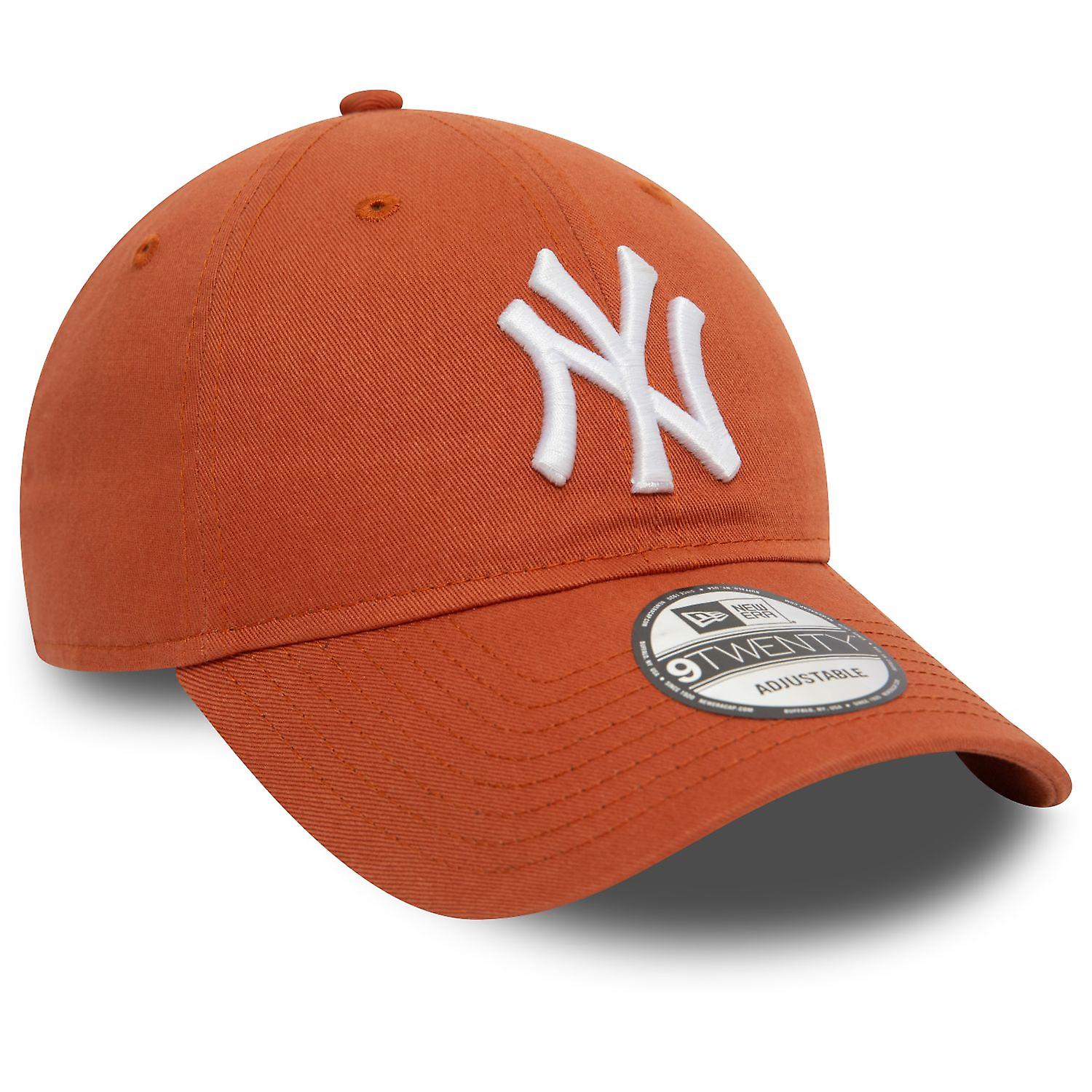 New Era 9Twenty Baseball Cap - New York Yankees Pinstripe Design