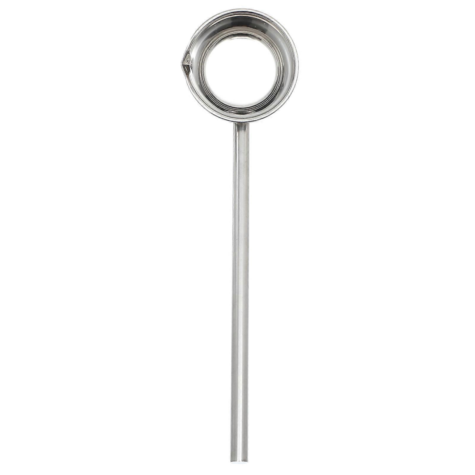 Efficient Long Handle Water Spoon, Ensuring Safety and Ease During Cooking