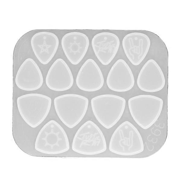 Reusable silicone mold for DIY triangle guitar pick in crystal epoxy