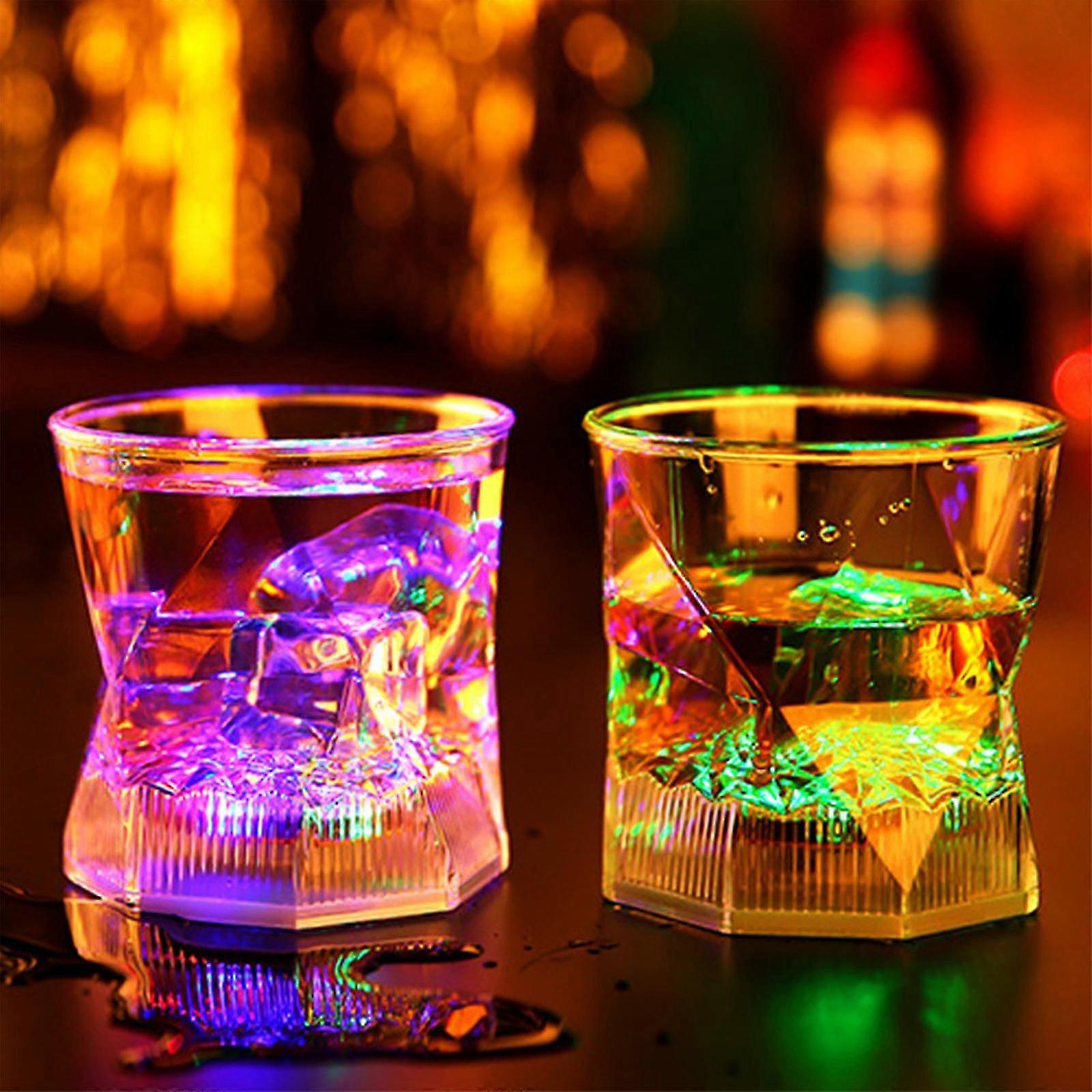 LED昔ながらのアクリルメガネ、楽しい多色液体活性化楽しいライトアップ飲用タンブラー