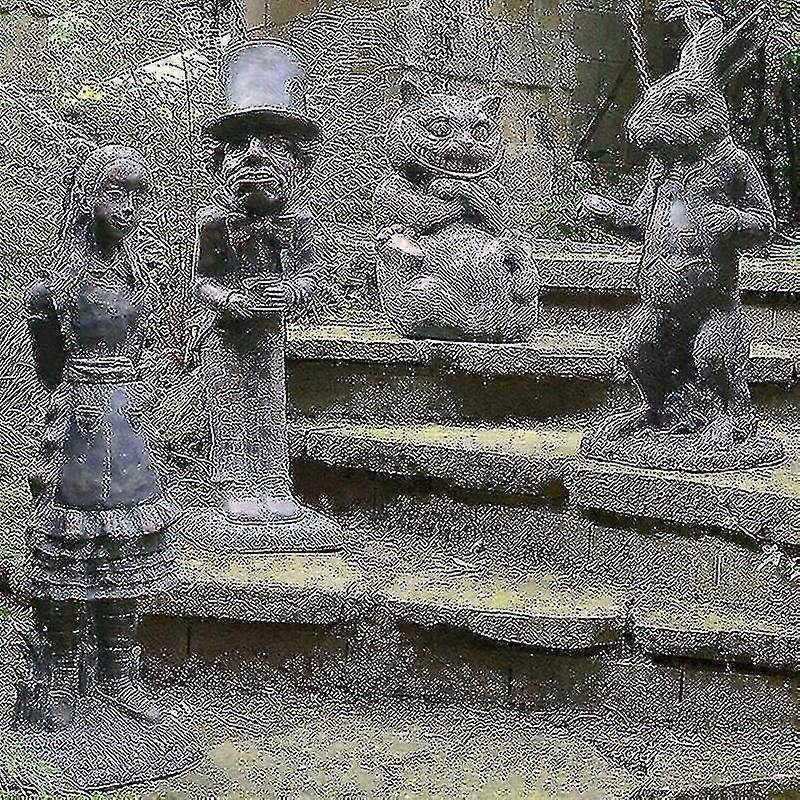 Wunderland-Gartenfiguren Set – Alice, Grinsekatze, Hutmacher, Weißes Kaninchen & Raupe