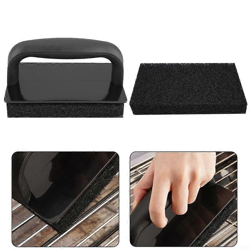 Grill cleaning sponge, durable performance, and reliable for outdoor grilling (B)