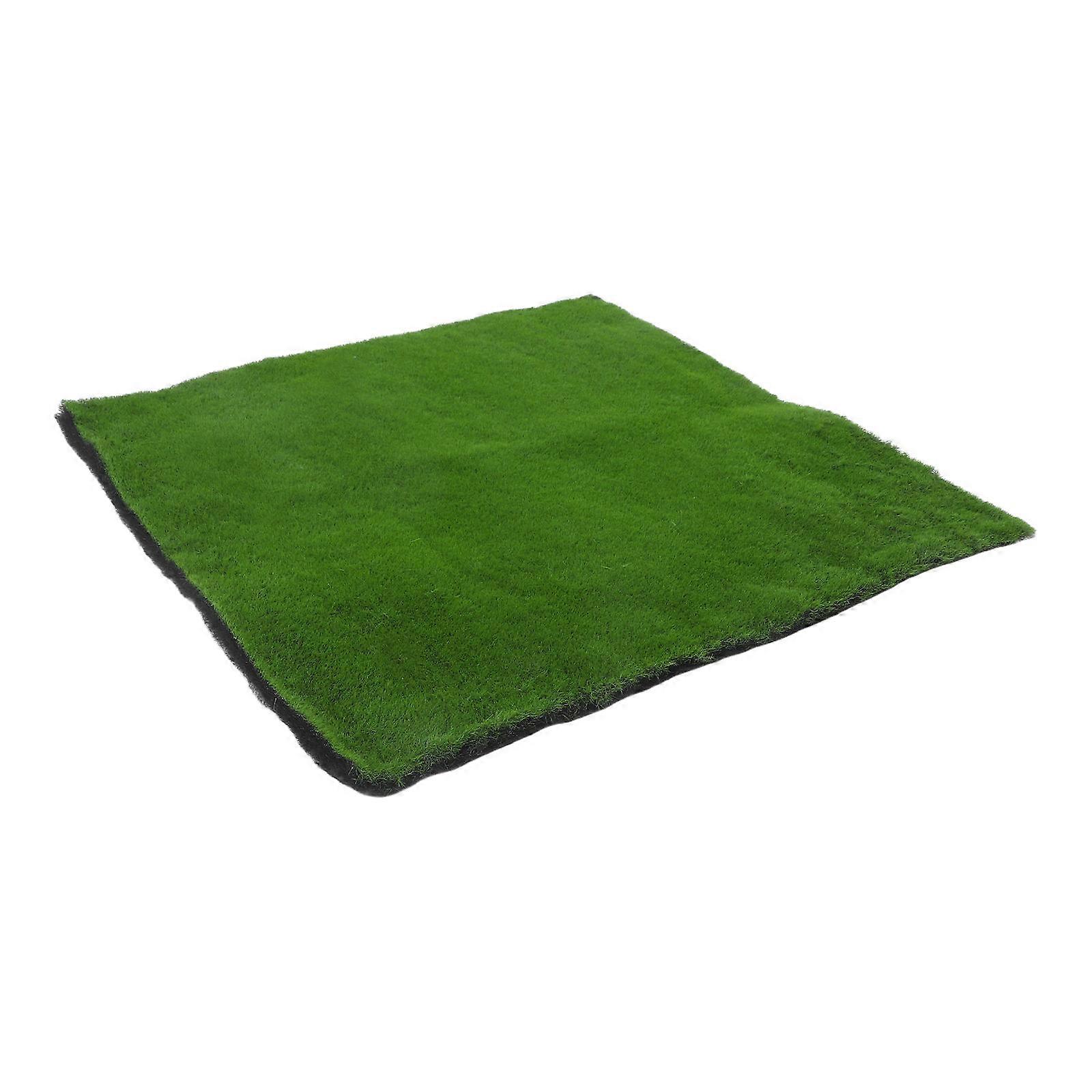Realistic Moss Rug for Home Decor Durable Plastic Green Artificial Grass Pad Easy Installation Versatile Use 4.5 x 7.2 Feet