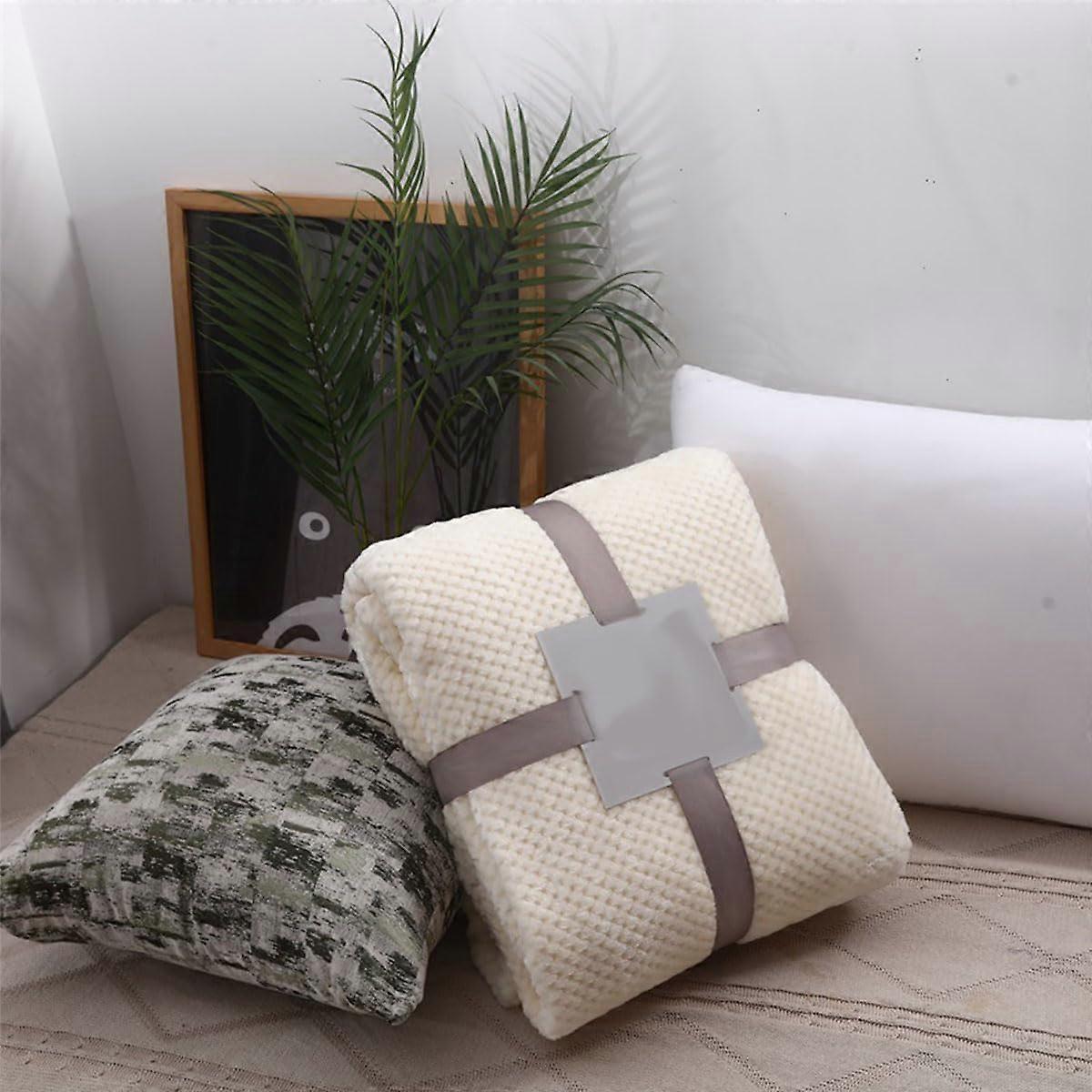 Thickened Warm Throw Blanket Beige AllSeason Soft Air Conditioning Blanket for Couch and Bed