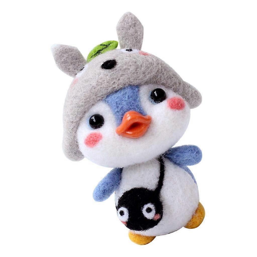 Felt Animal Felt Wool Set, DIY Felt Needle Felt Craft Set Animal Penguin Toy Doll Animal Crafts with Needle Felt and Accessories, Penguin Totoro