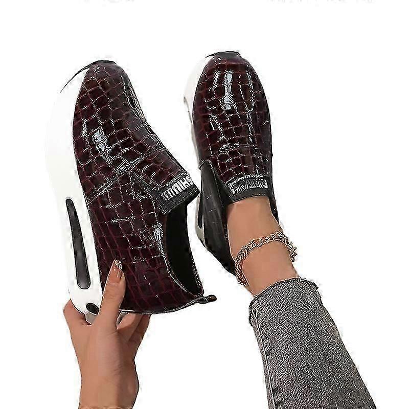 ارتفاع داخلي عصري يزيد من أحذية رياضية غير رسمية سميكة للنساء