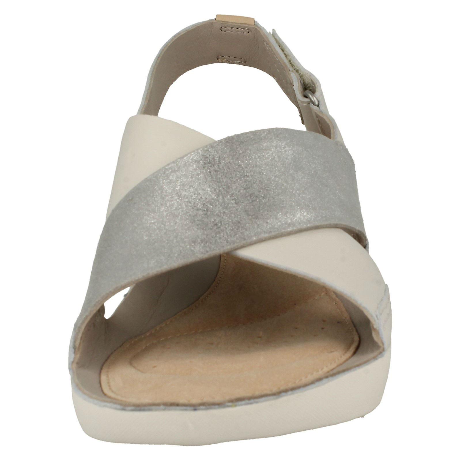 Ladies Clarks piatto Slingback sandali Tri Chloe