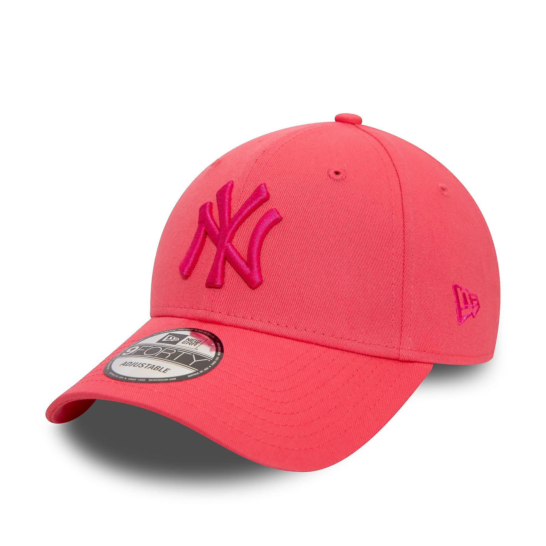 New Era Mens League Essential 9Forty Cap ~ New York Yankees