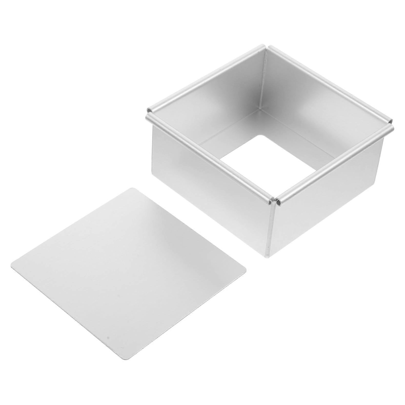 Square baking pan with removable bottom, nonstick coated, made of aluminum alloy for easy release, corrosionresistant, and heatresistant.