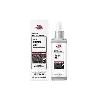 Peeling-Essenz aus schwarzem Reis ist eine sanfte, feuchtigkeitsspendende und weichmachende Gesichtspflegeessenz.