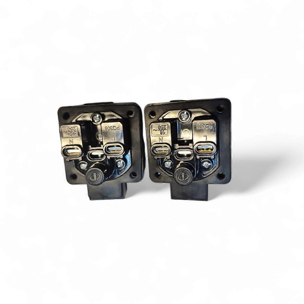 16A Female Socket - Generator - 2 Combo + 2 Gasket