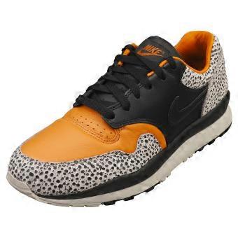 Nike Air Safari Mens Fashion Trainers in Black Monarch