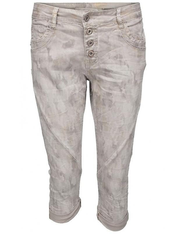 Zackia Capri Jeans
