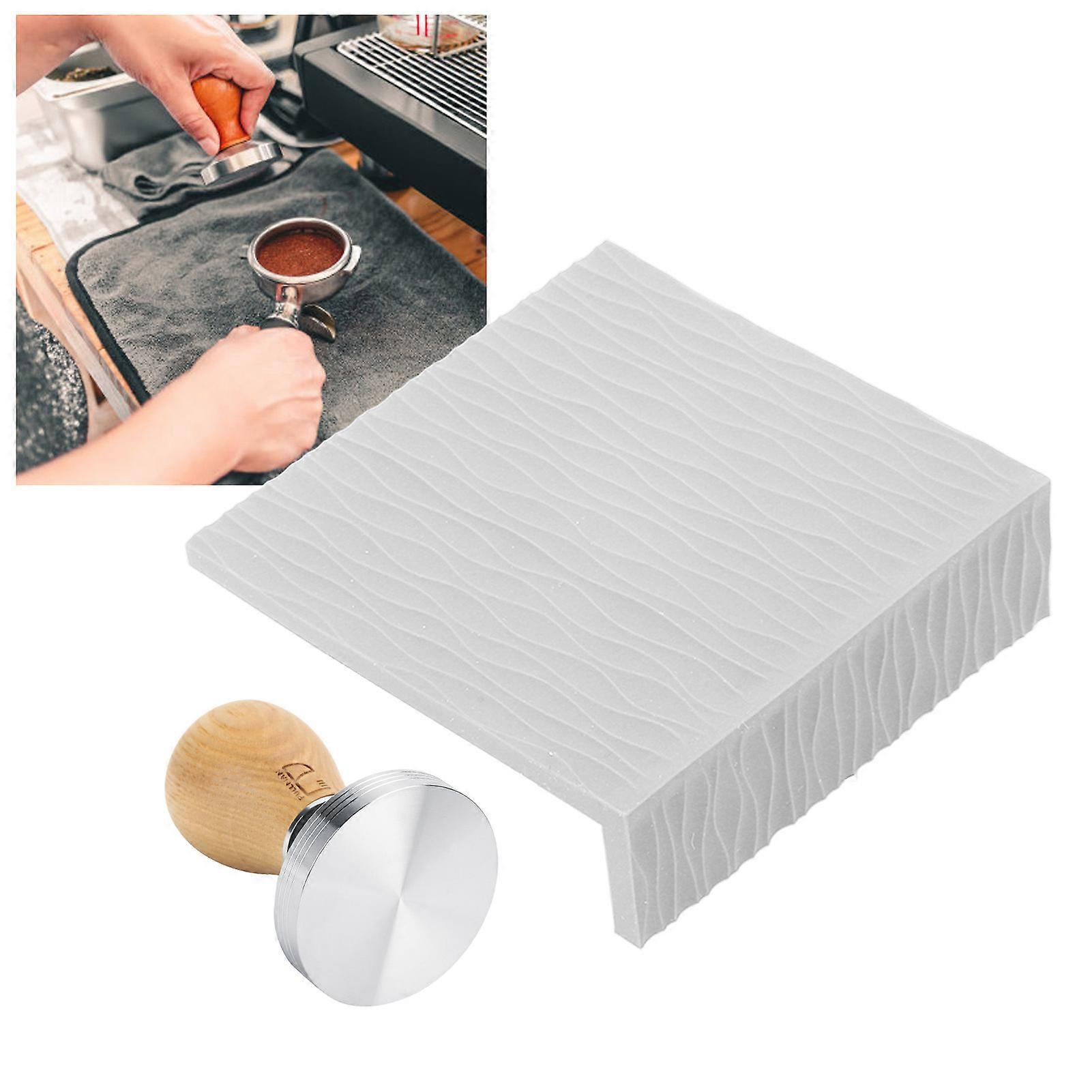 Tamper à café de 58 mm avec poignée en hêtre et tapis en silicone gris