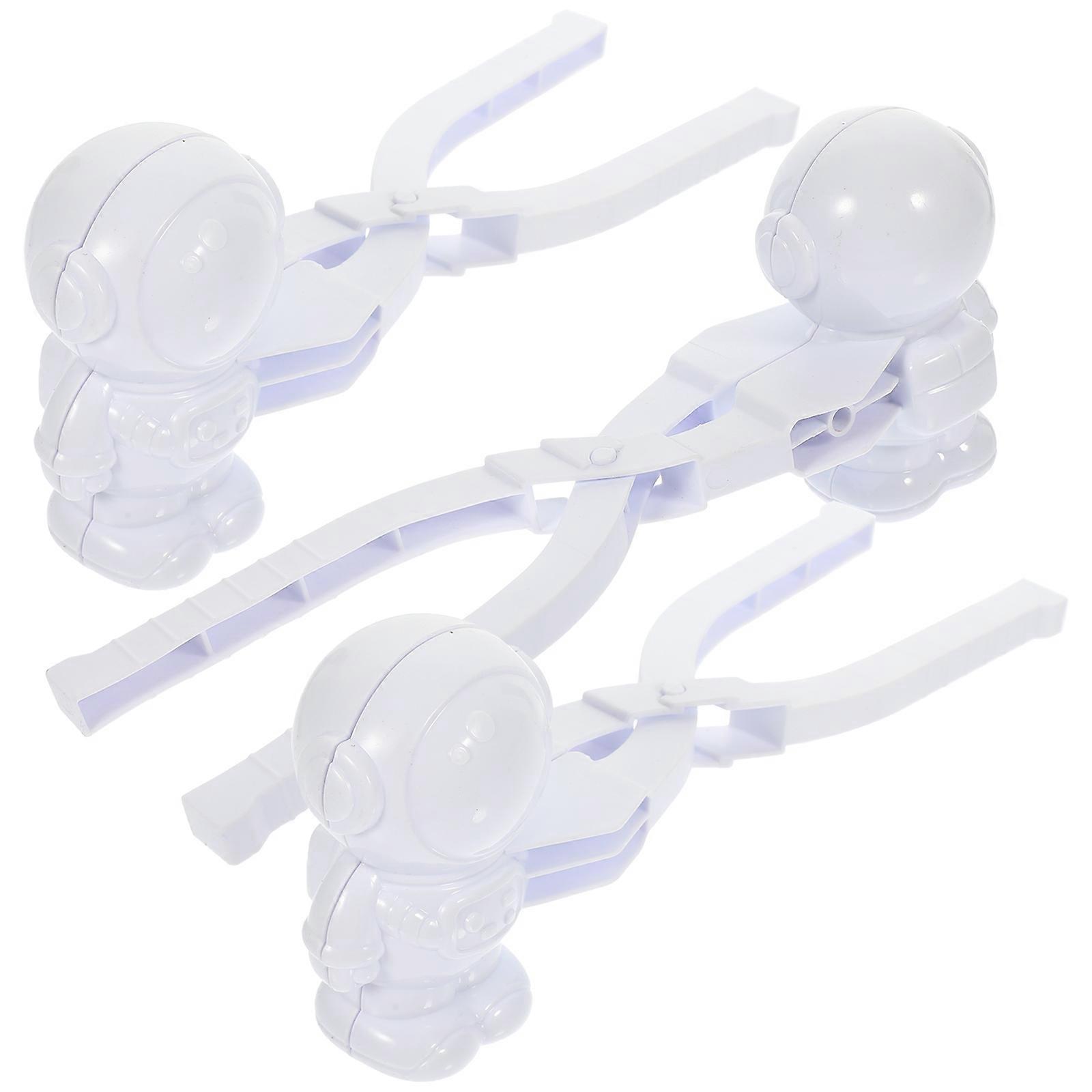 Plastic Snowman Maker for Making 3Pcs Astronaut Clip Set