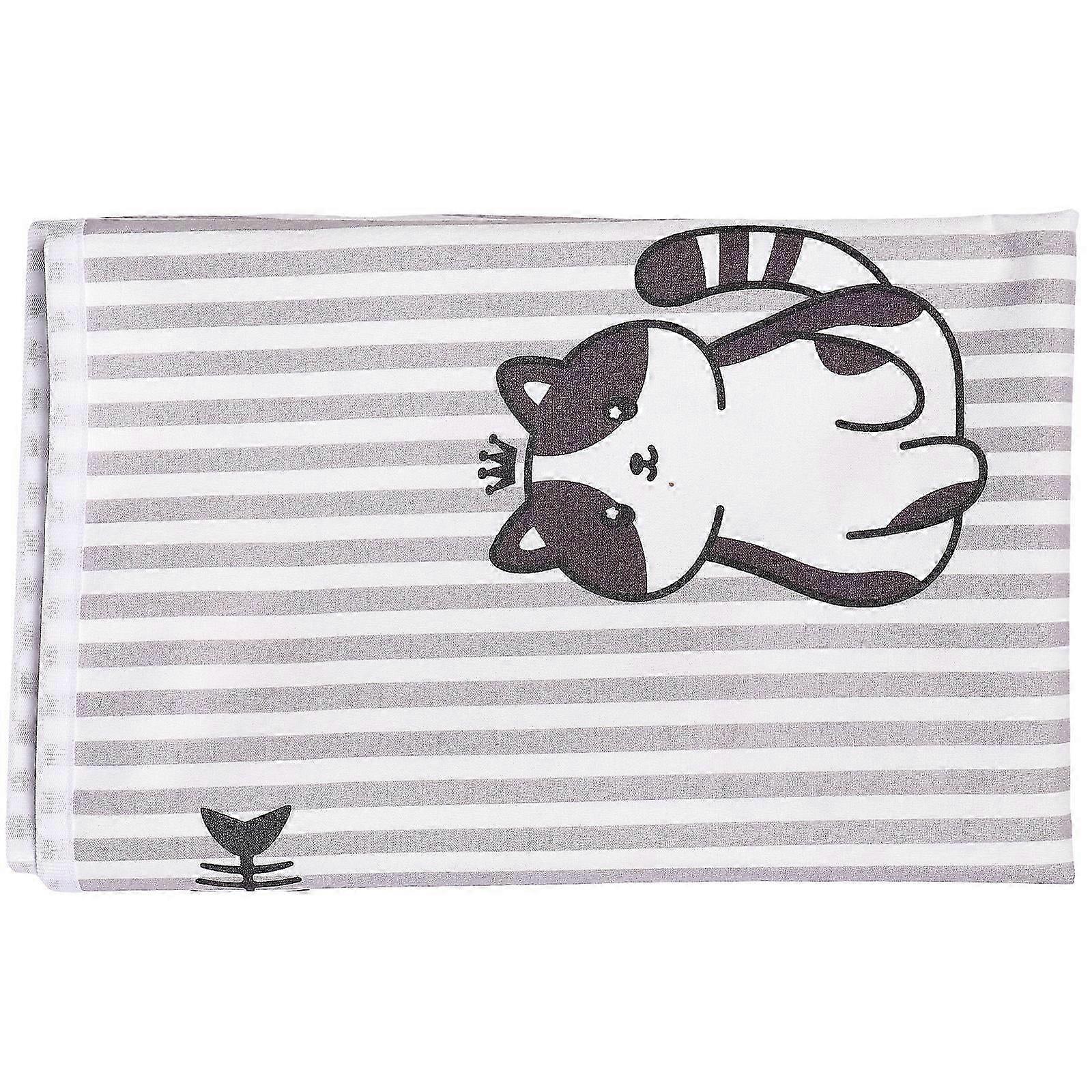 Menstruation Bed Under Pad Breathable Absorbent Feature with Cat Pattern