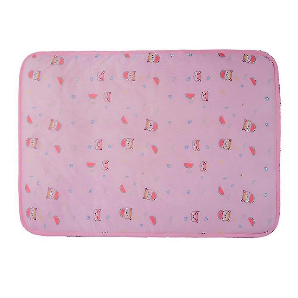 Pet Pad Is Cool And Refreshing. Dog Pad Is Skin Friendly And Comfortable