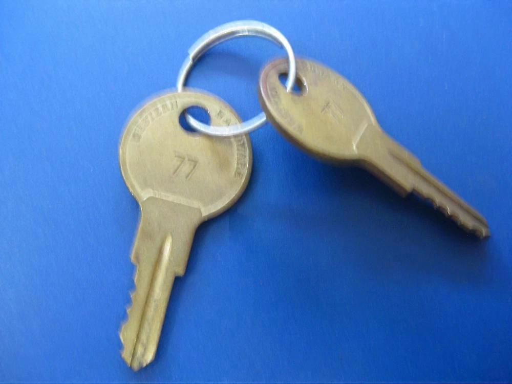 2 Keys with 77 Key Code