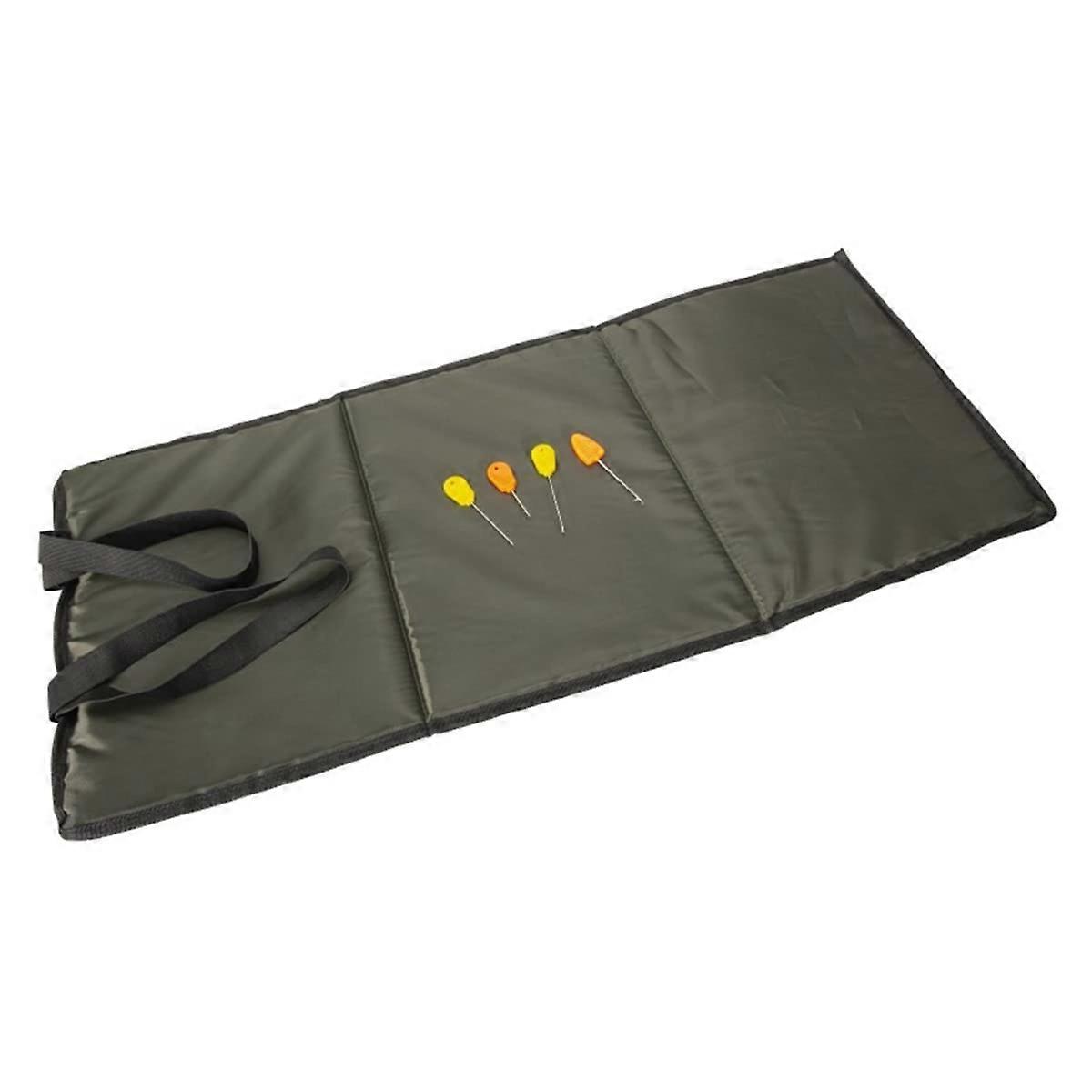 Fishing Unhooking Pad Foldable Carp Fishing Mat Set with 4-Piece Bait Needle Kit for Easy Catch and Release