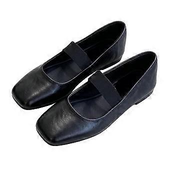 Flache Schuhe mit sicherem Halt dank elastischem Spannband für Schwangere und Senioren