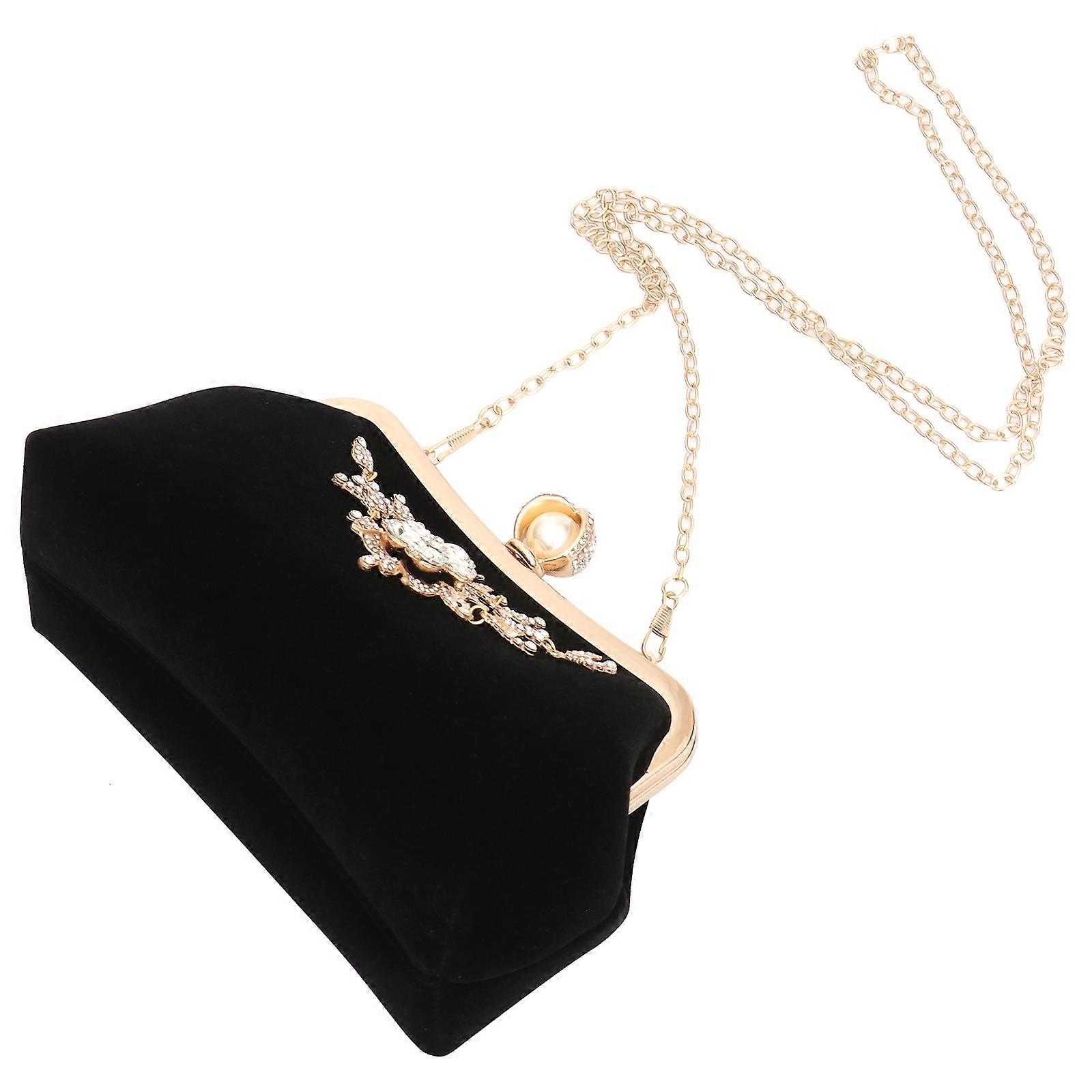 Designer Clutch for , Blending Elegance and Functionality for Everyday Use