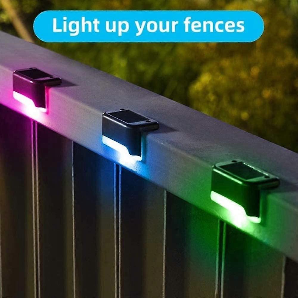 4パックソーラーデッキライトは、屋外ステップフェンスのための防水フェンスライトを導いたソーラーステップライト