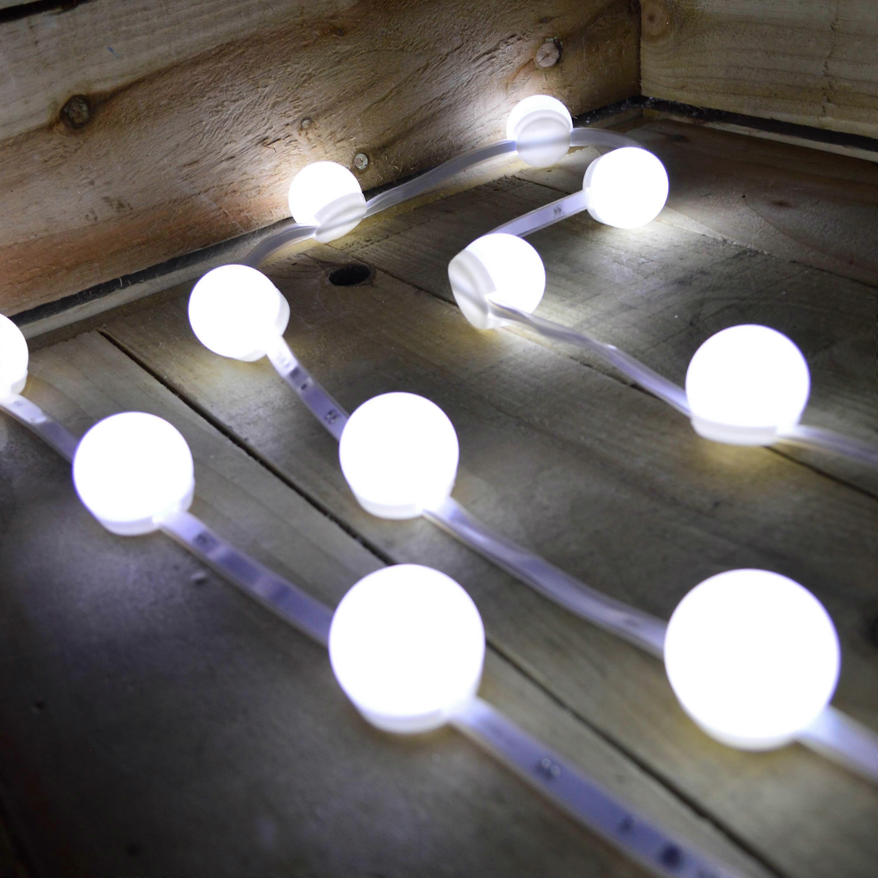 144 Cool White Leds In 48 Party Strip Globes 7m - Memory Controller
