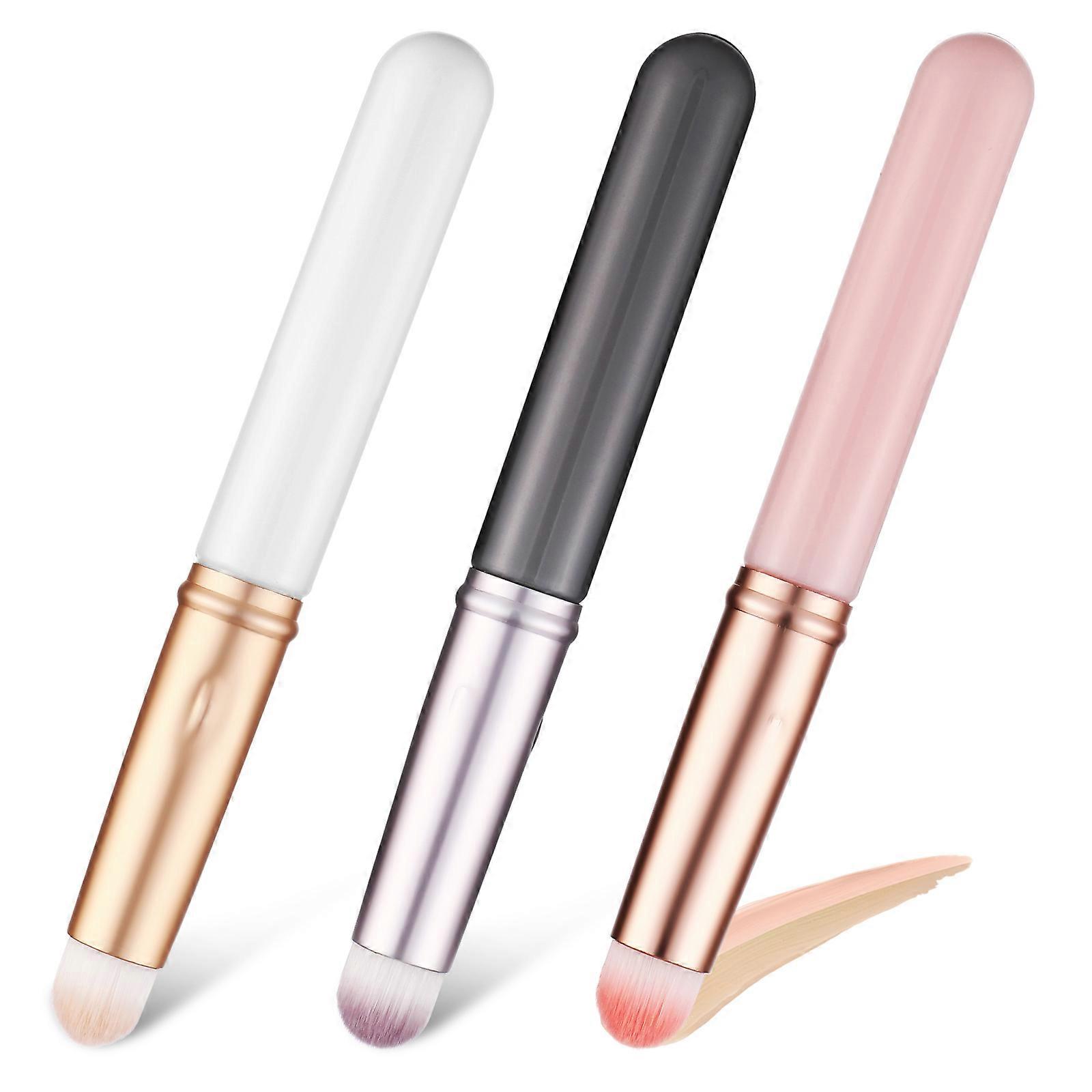 Concealer Application Brush, Soft yet Dense Fibers, Enhances Natural Looking Finish