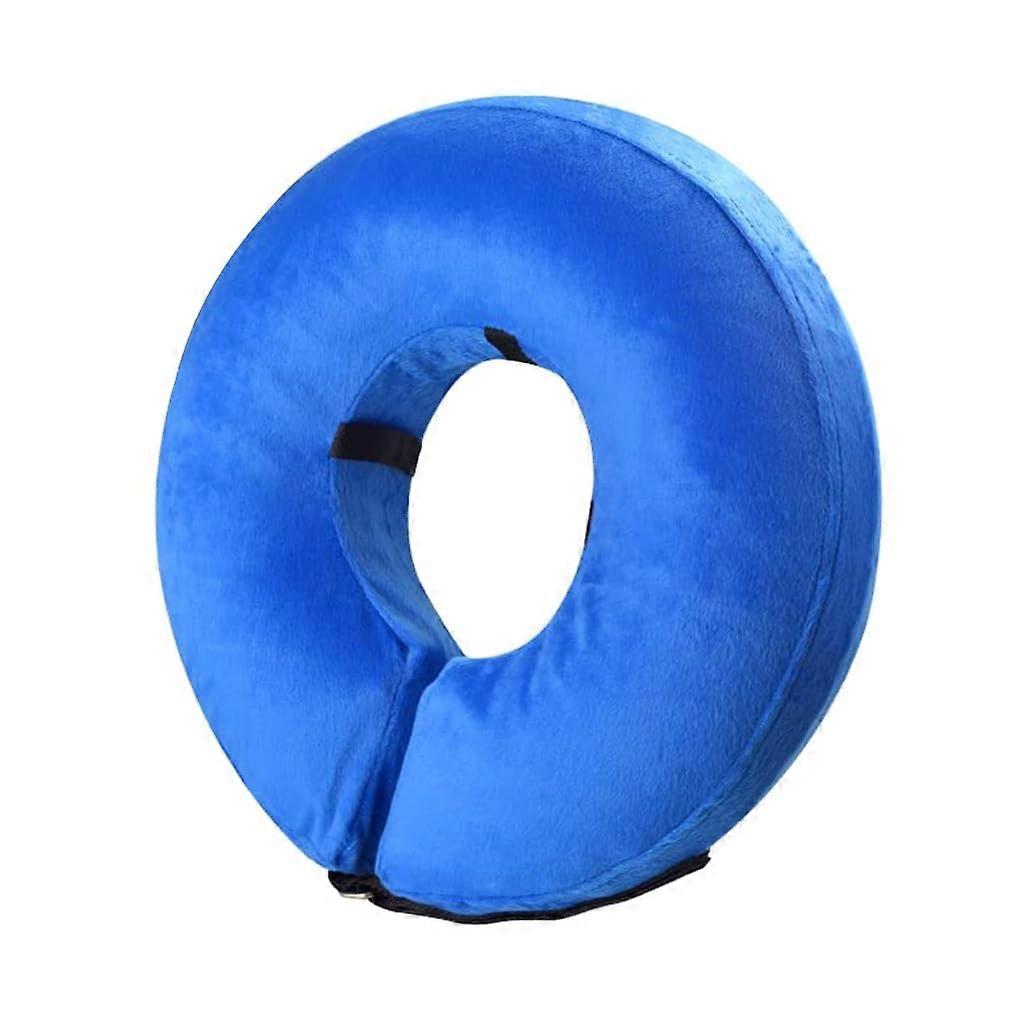 Comfortable inflatable recovery collar for dogs and cats, easy to eat and drink, soft padding.