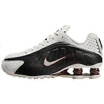 Nike Shox R4 Low Top - Naisten vapaa-ajan juoksukengät, musta/valkoinen AR3565-104
