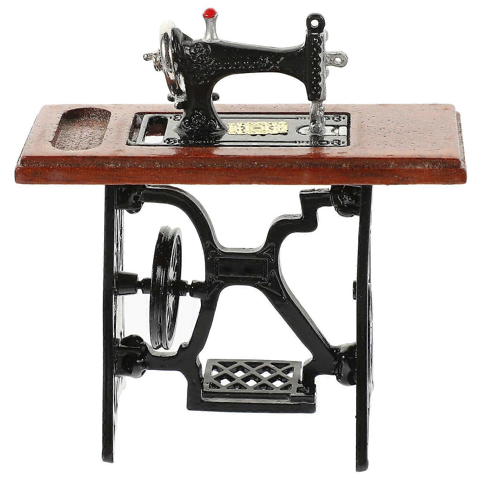 Miniature Sewing Machine for Decor Wood Alloy Model Tiny House Accessory