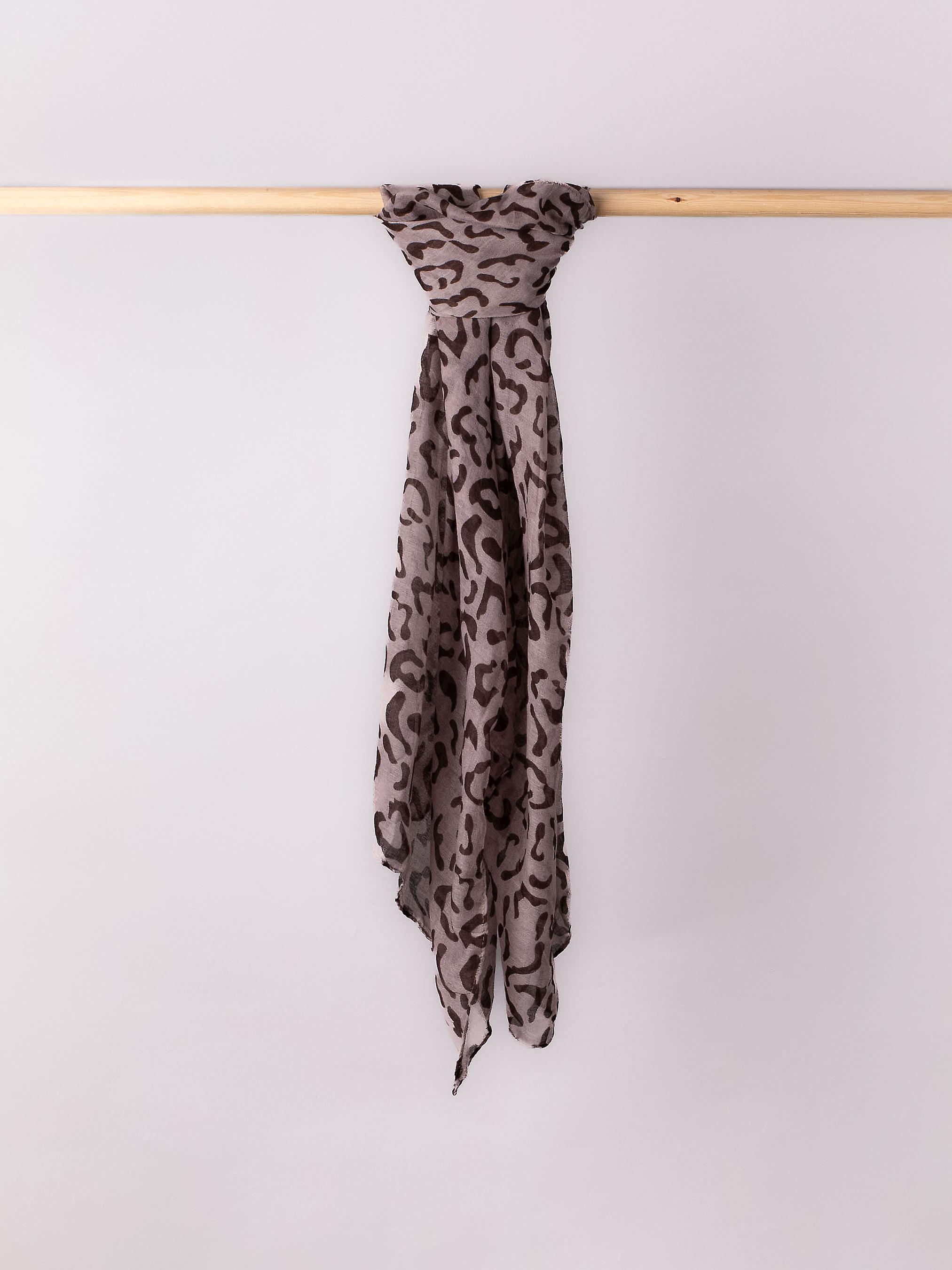 Beth Leopard Print Scarf in Beige