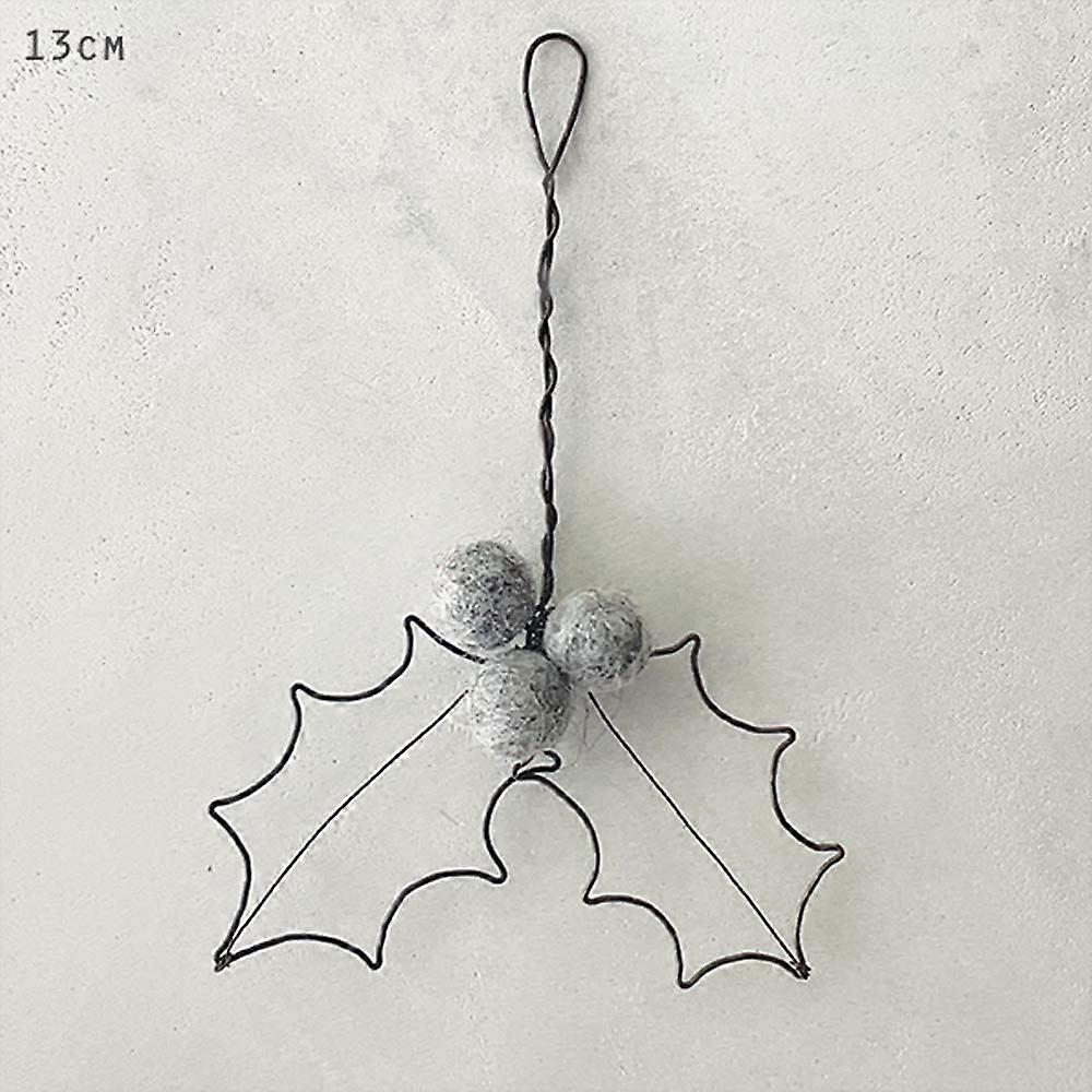 Rusty Wire Holly Leaf - Grey Wool Berries