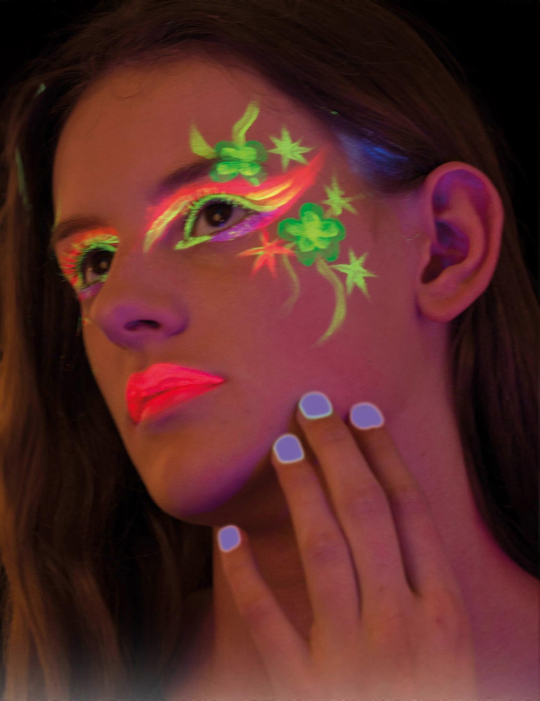 UV effect nail polish 7 ml